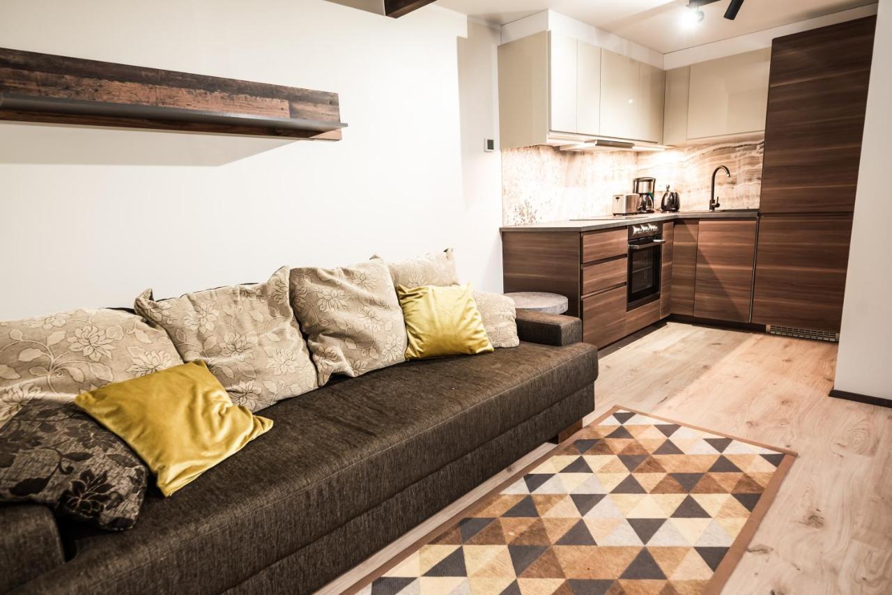 Cabin Guesthouse With Free Parking ปาร์นู ภายนอก รูปภาพ
